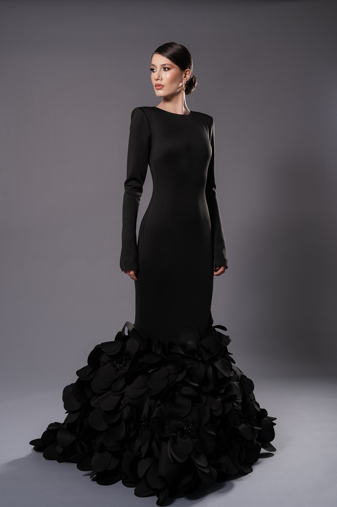 REGINE Black Dress with Long Train