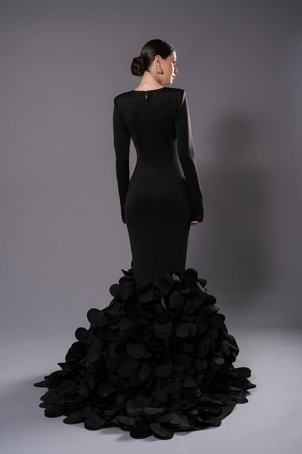 REGINE Black Dress with Long Train