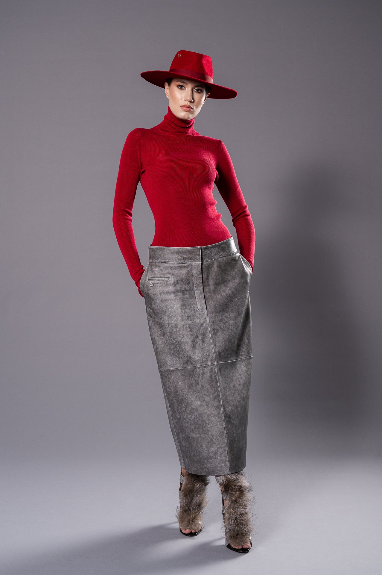 ELISE Vintage-Grey Leather Skirt