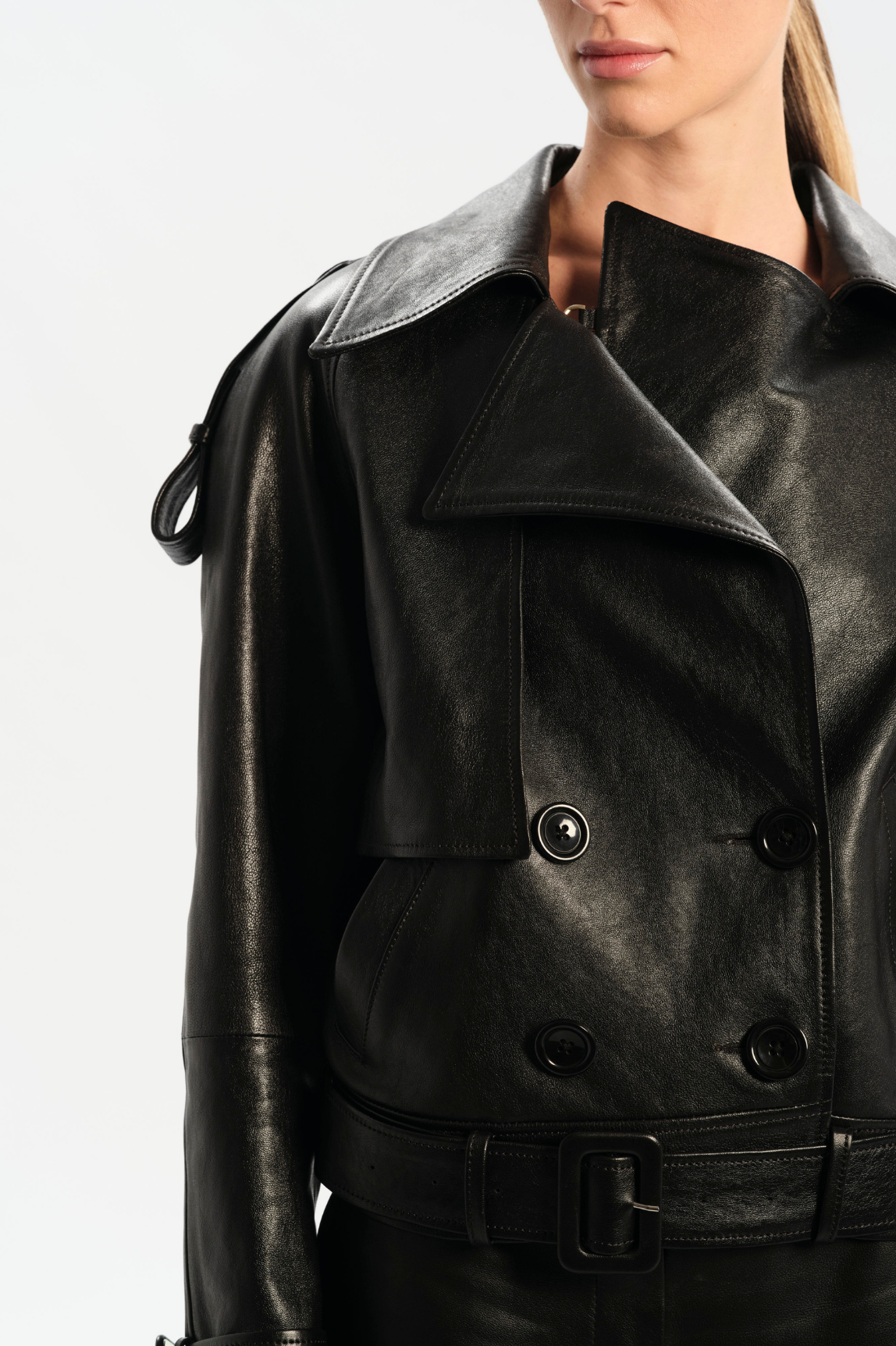TIMEEA Black Short Leather Trench