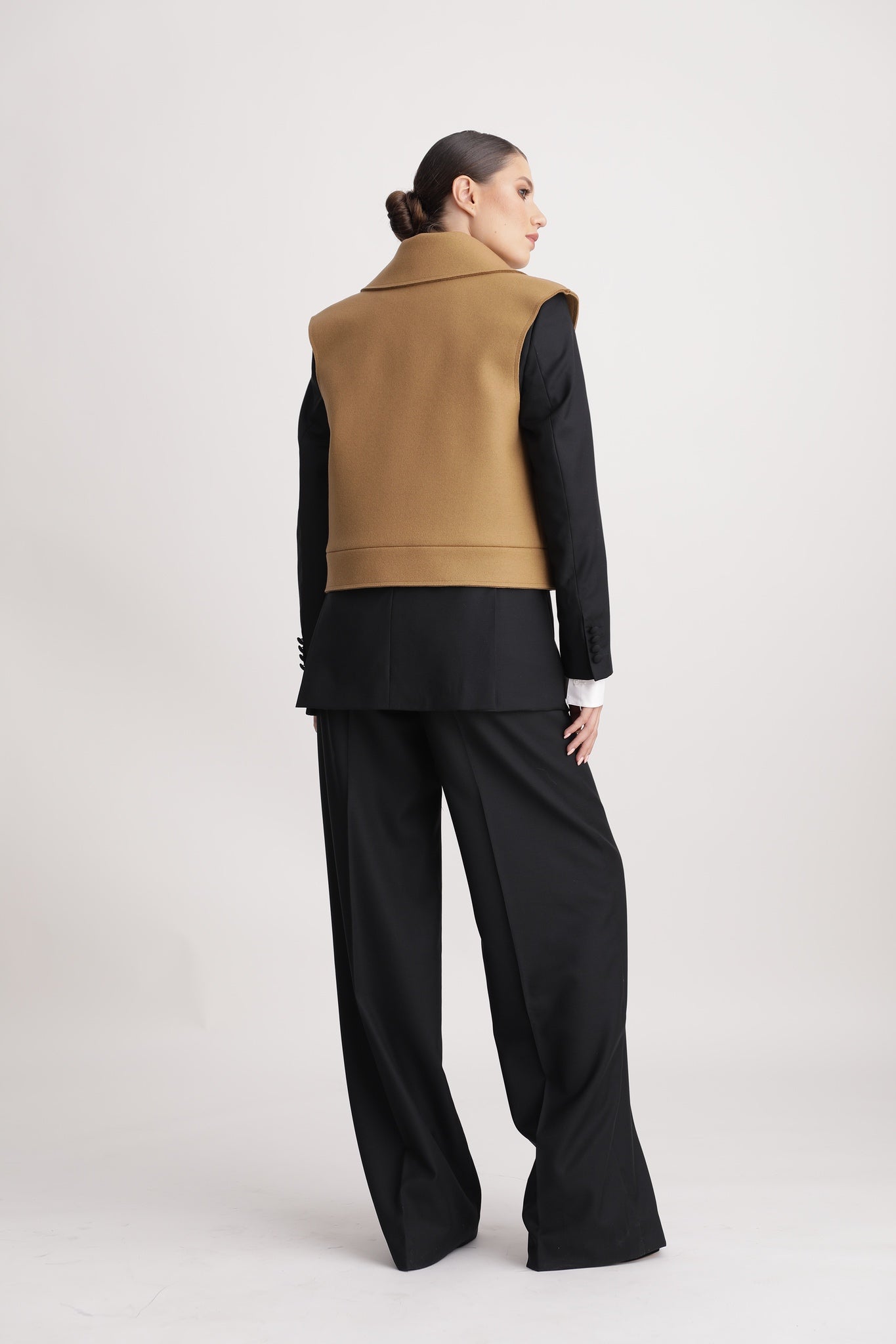BRIZO Short Vest Jacket