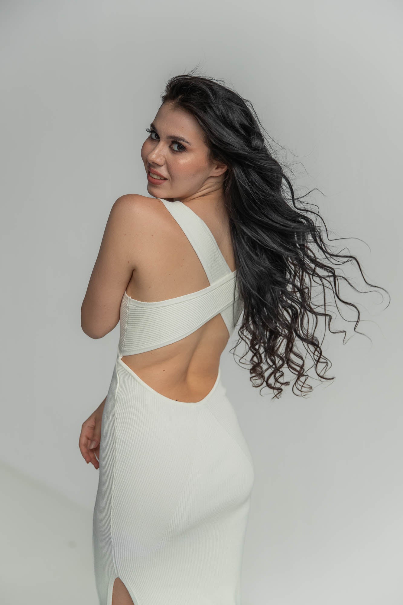 VIKY White Knit Dress