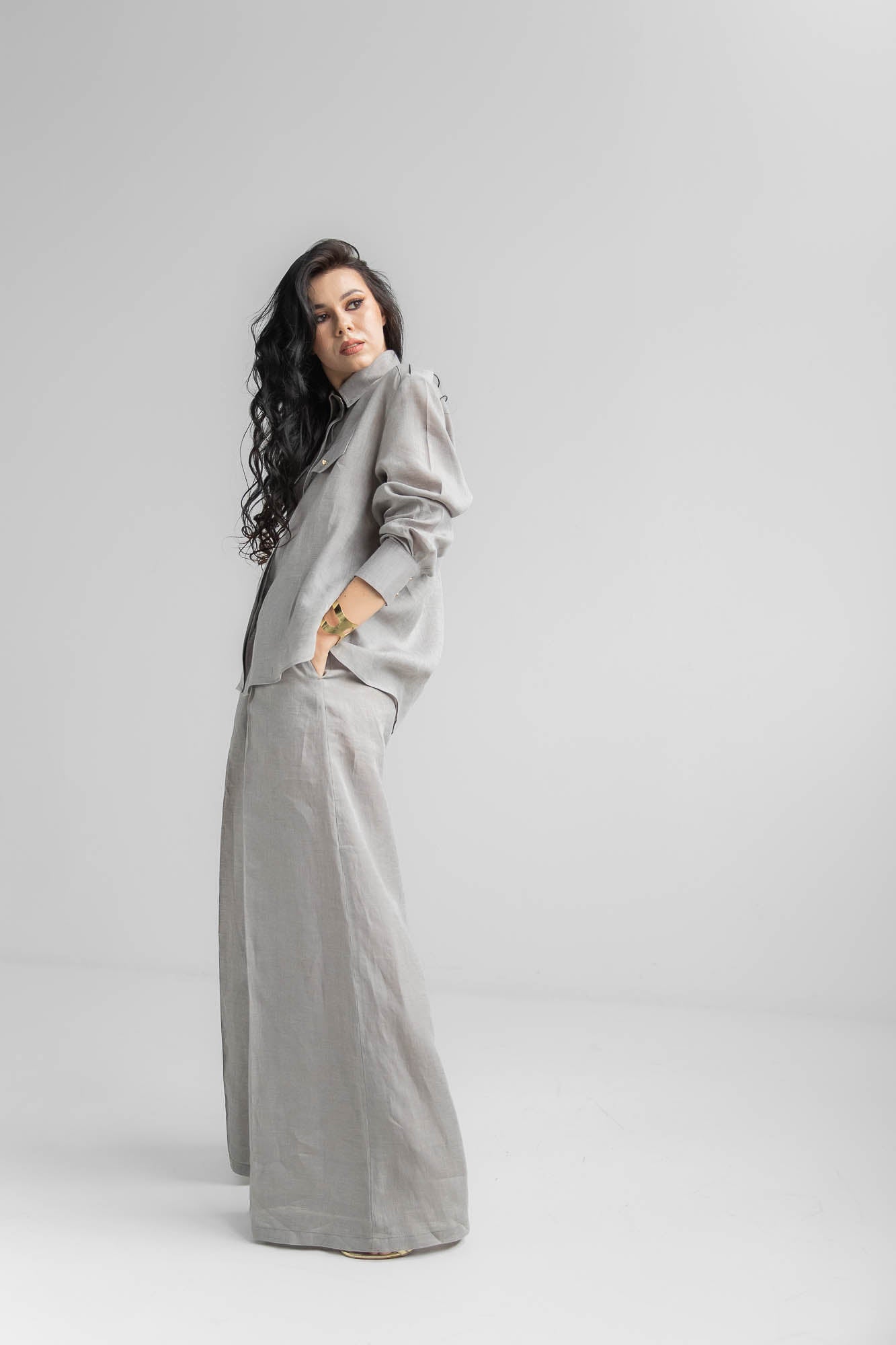 ANTONYA Linen Shirt