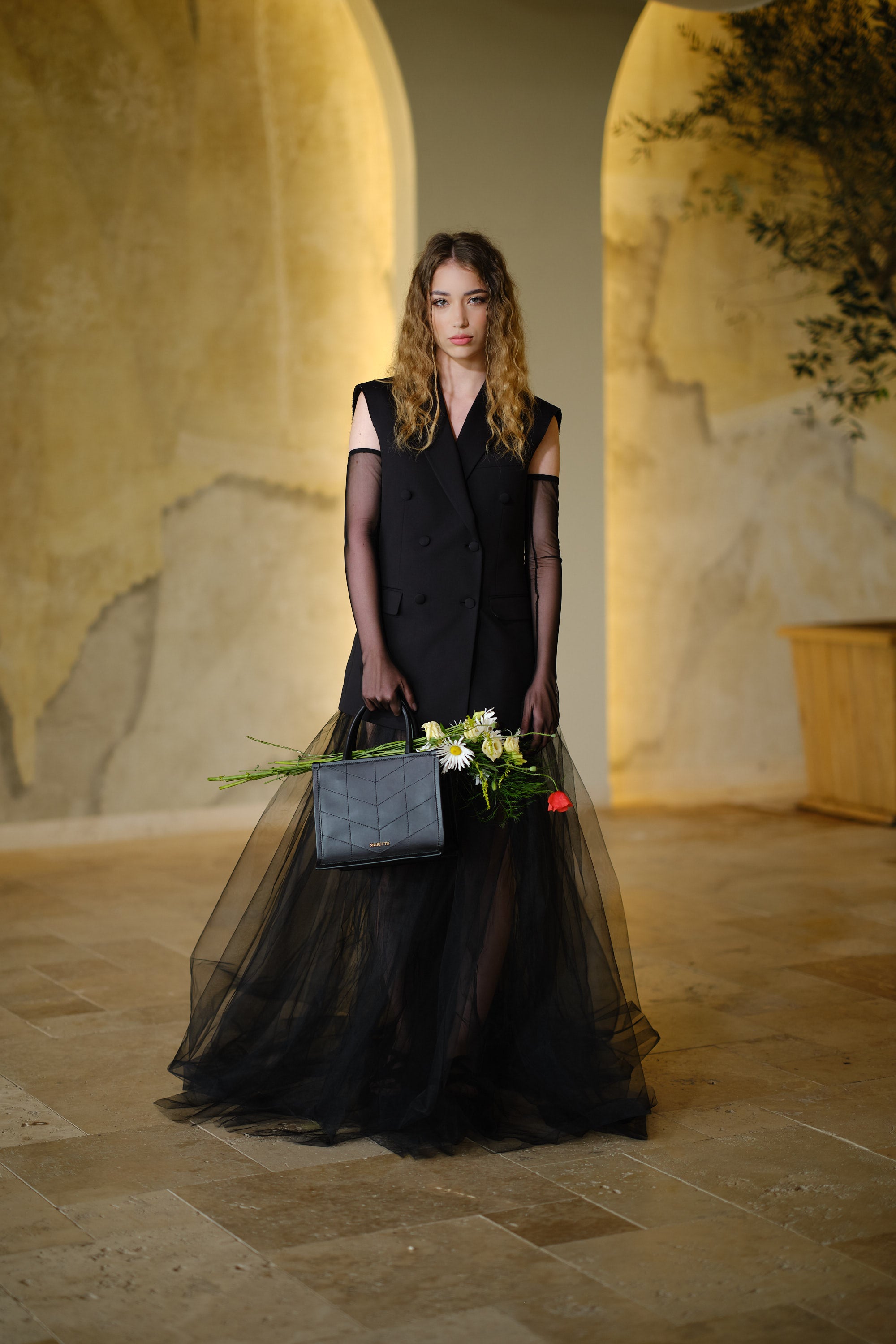 QUEEN Tulle Long Gloves
