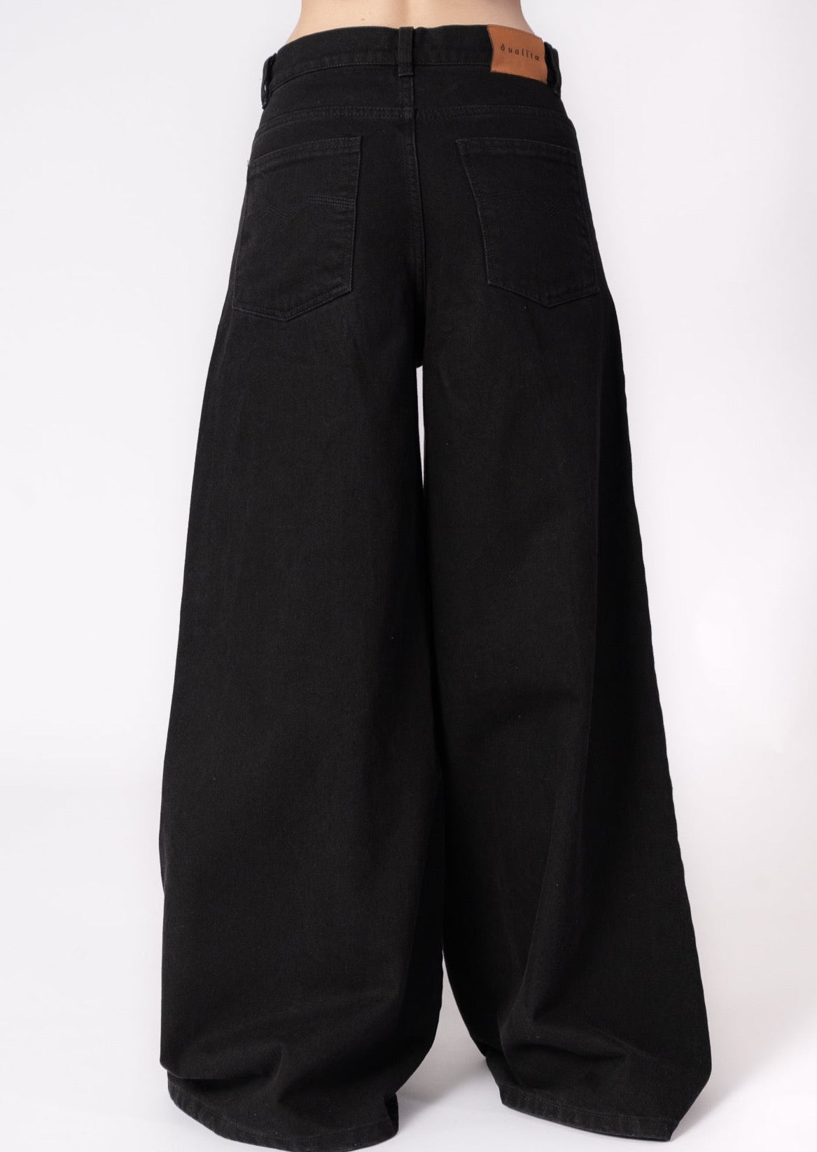 LORENA Wide - Leg High - Rise Jeans