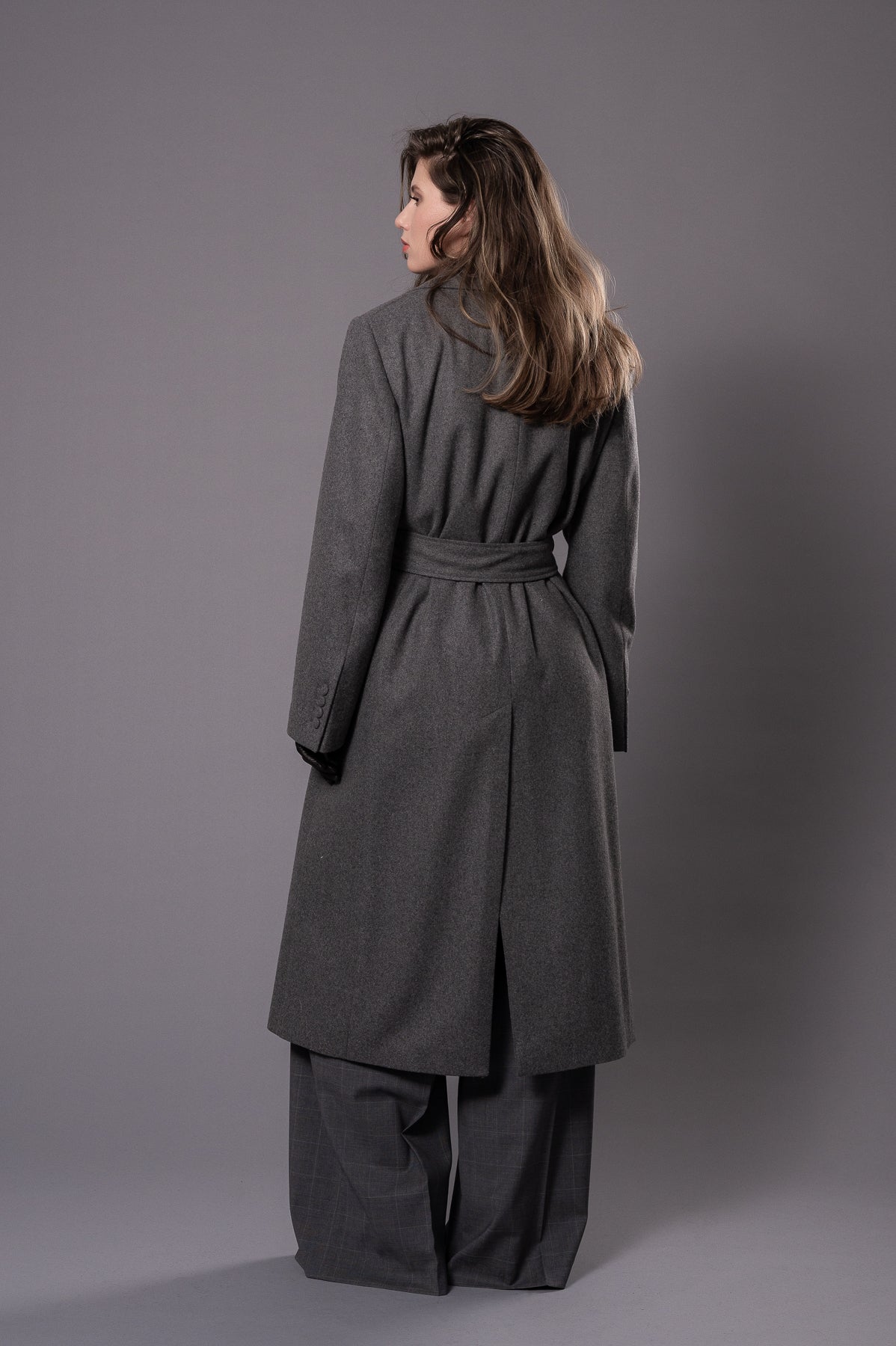MAGDA  Grey Oversized Coat