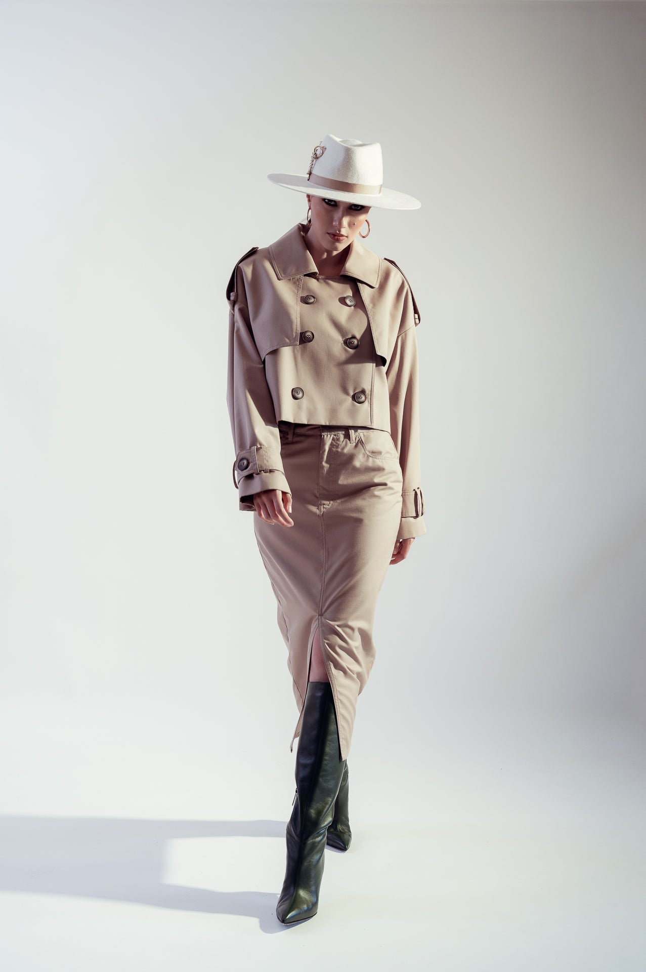 White Fedora Hat Dualitae X Dadarlat