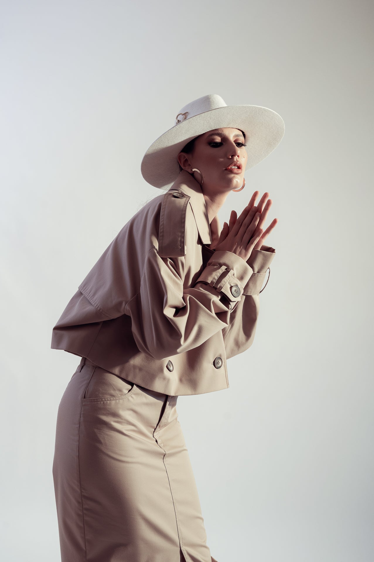 White Fedora Hat Dualitae X Dadarlat