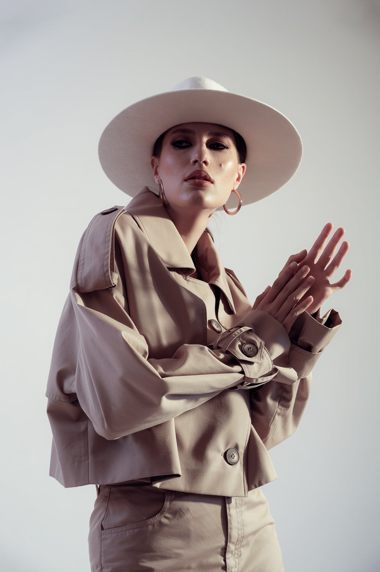 White Fedora Hat Dualitae X Dadarlat