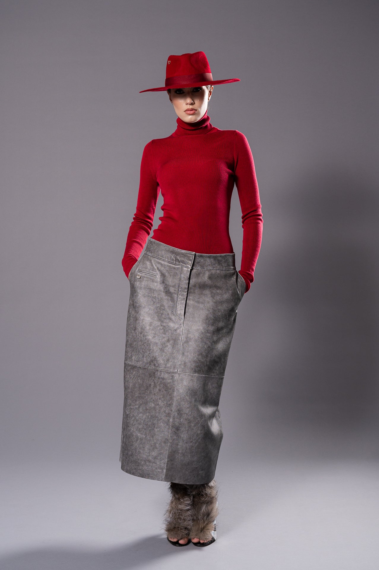 ELISE Vintage-Grey Leather Skirt