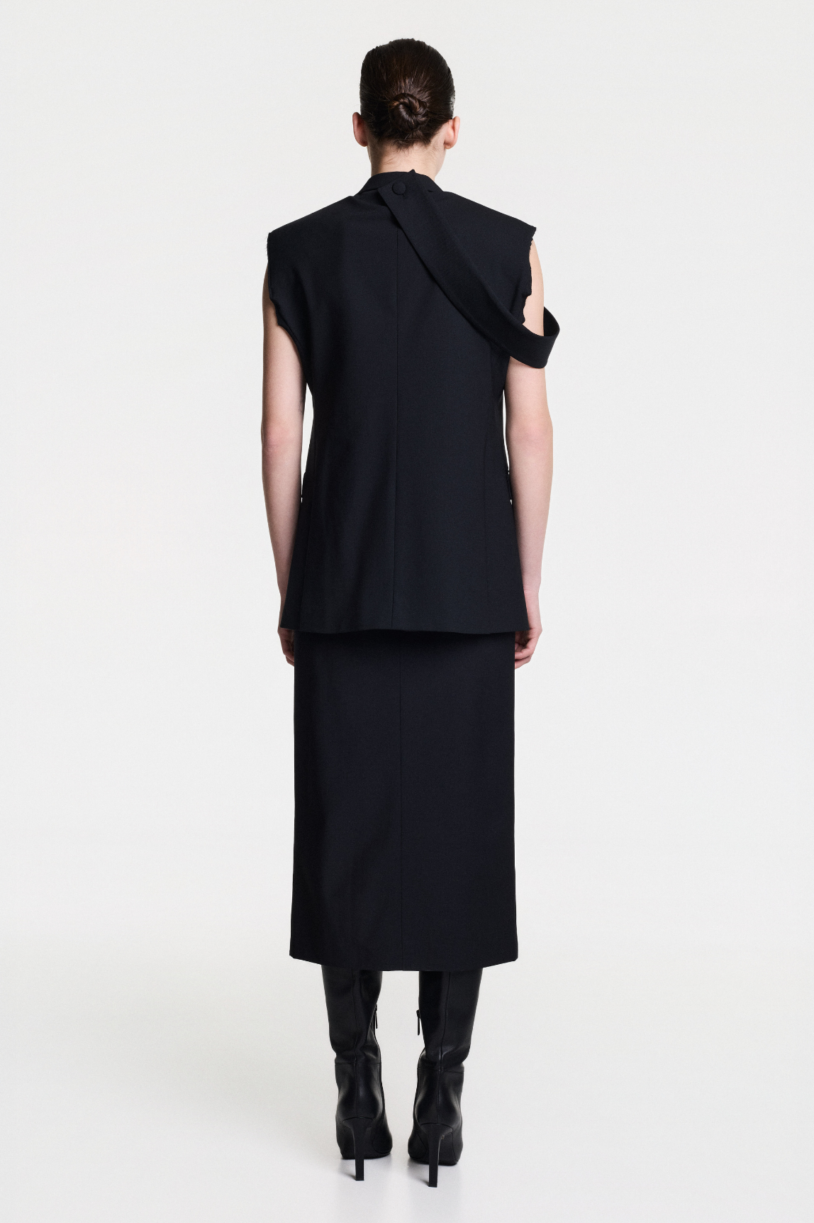 ANAIS-EVA Black Double-Breasted Sleeveless Jacket
