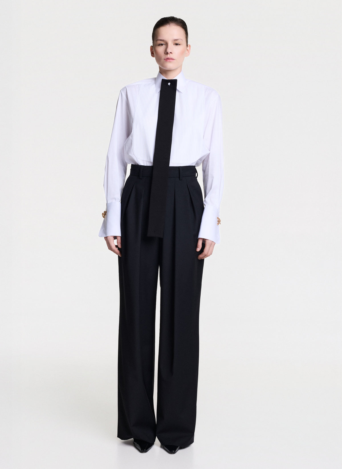 Black Tailored Trousers With Pleats