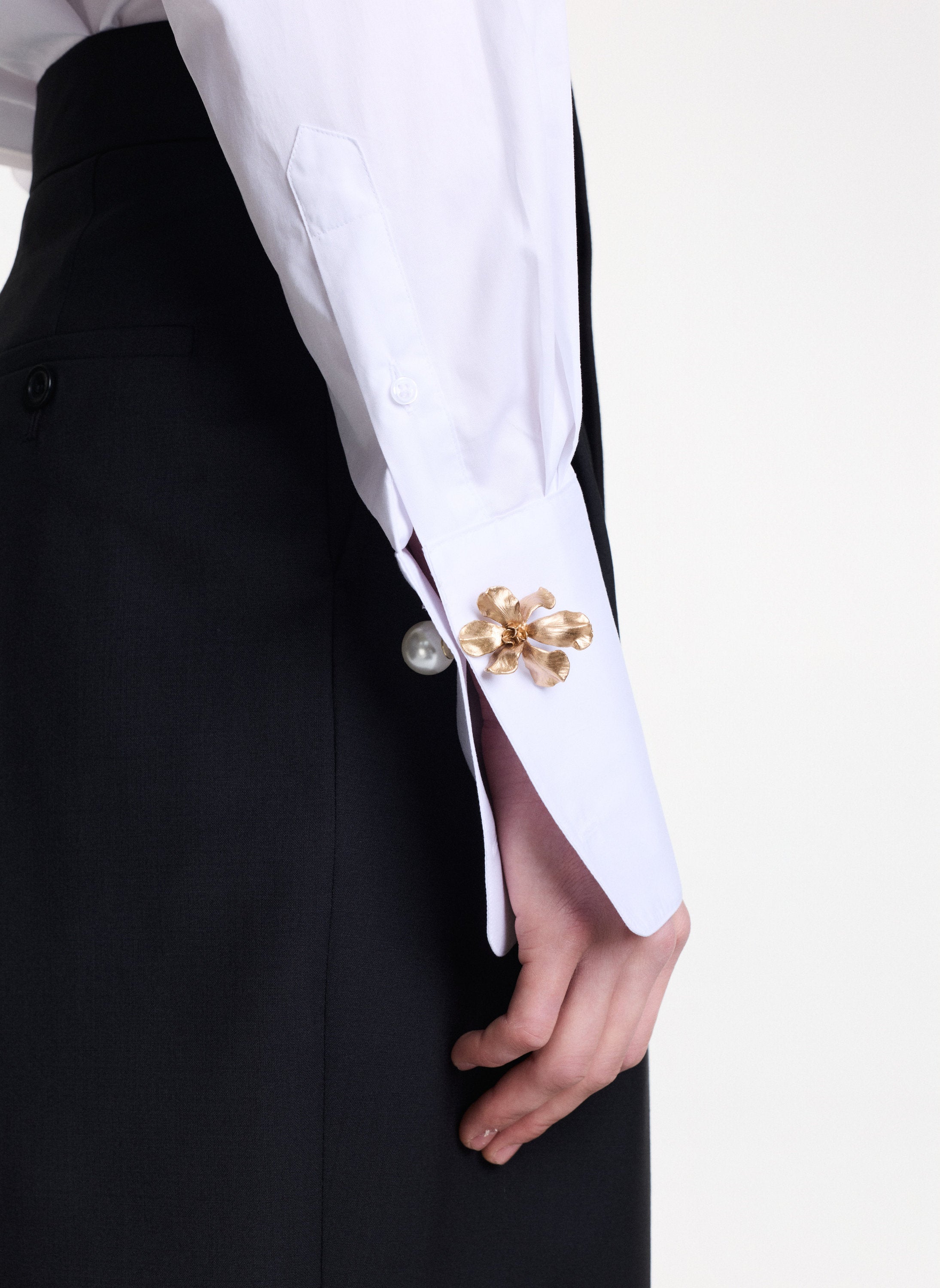 Iris Buttons